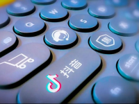 抖音2025大动作：谣言终结者上线、算法裸奔时代开启！这波操作如何改写流量江湖？